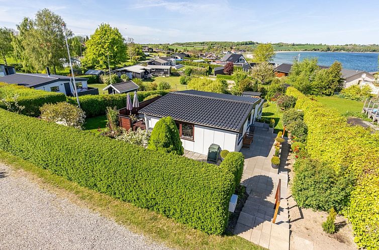 Vakantiehuis "Martti" - 200m from the sea