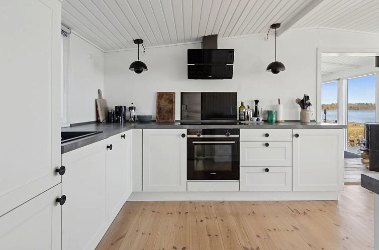 Vakantiehuis "Solbritt" - 30m from the sea