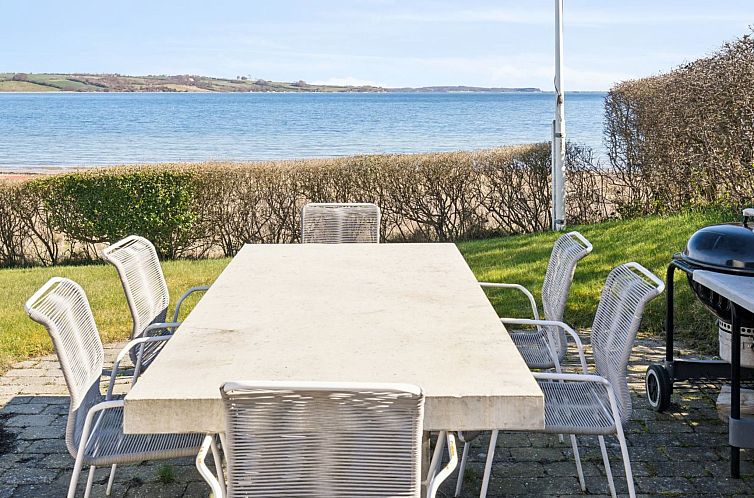 Vakantiehuis "Solbritt" - 30m from the sea