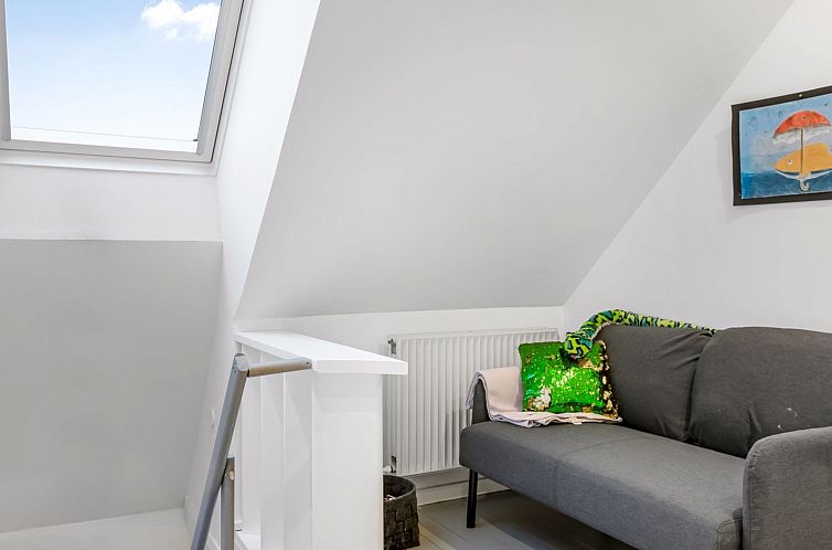 Vakantiehuis "Yorik" - 1.6km from the sea