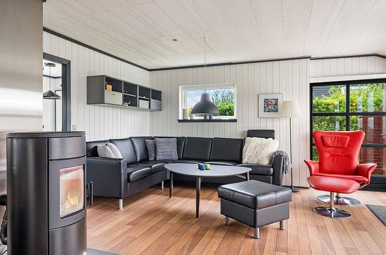 Vakantiehuis "Elline" - 200m from the sea