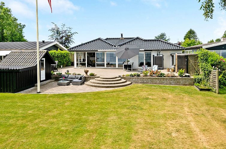 Vakantiehuis "Erok" - 100m from the sea