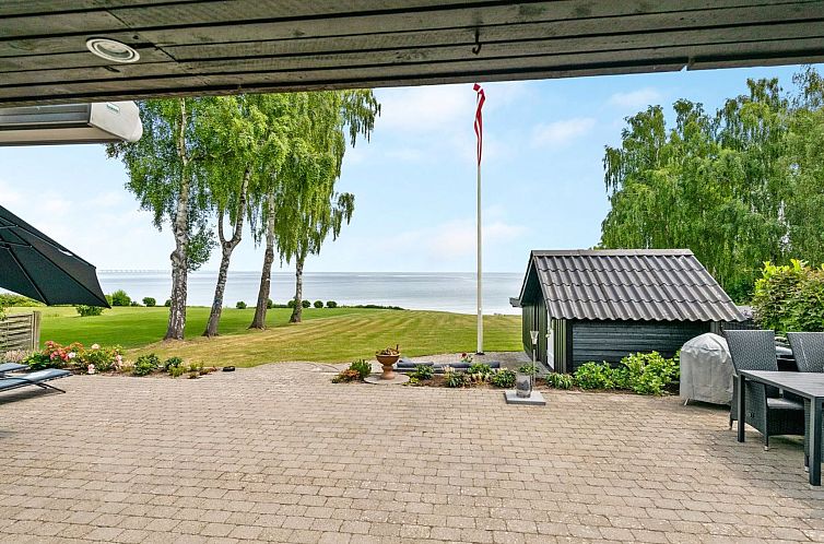Vakantiehuis "Erok" - 100m from the sea