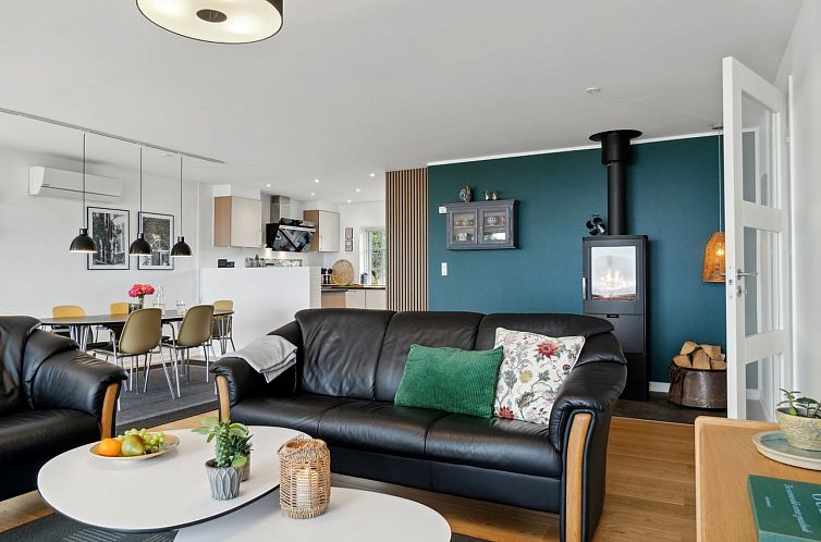 Vakantiehuis "Erok" - 100m from the sea