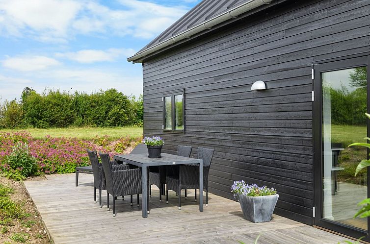 Vakantiehuis "Aliana" - 300m from the sea
