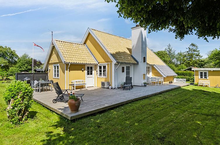 Vakantiehuis "Jelko" - 375m from the sea