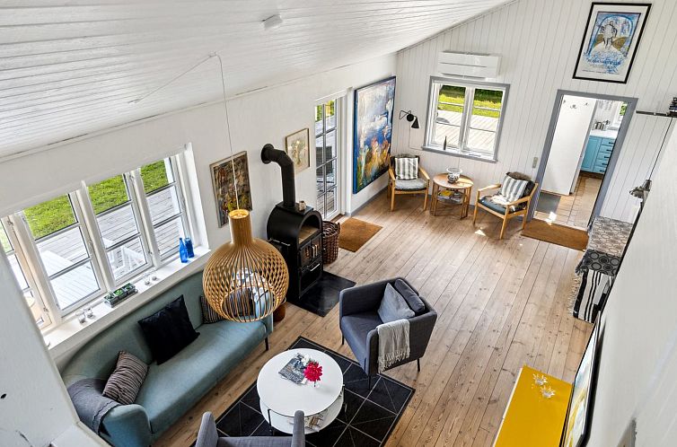 Vakantiehuis "Jelko" - 375m from the sea