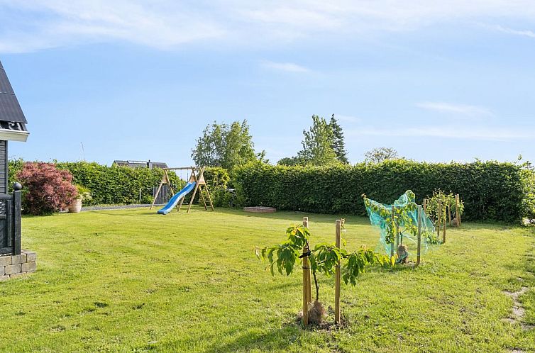 Vakantiehuis "Fentje" - 200m from the sea