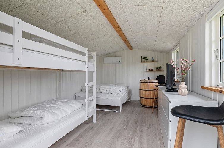 Vakantiehuis "Elline" - 200m from the sea