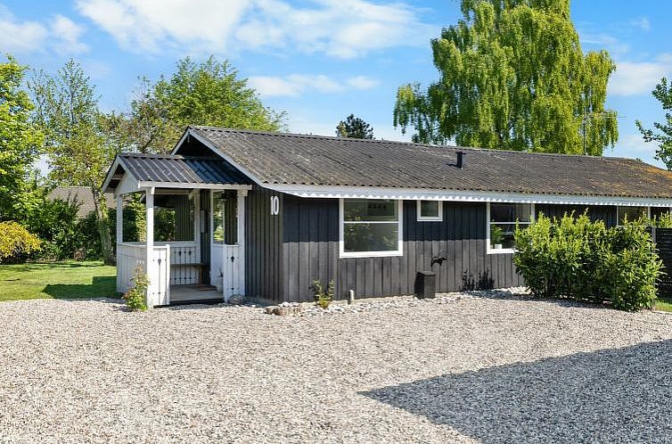 Vakantiehuis "Justina" - 200m from the sea