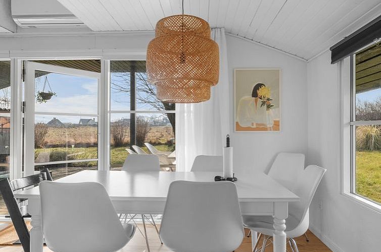 Vakantiehuis "Justina" - 200m from the sea