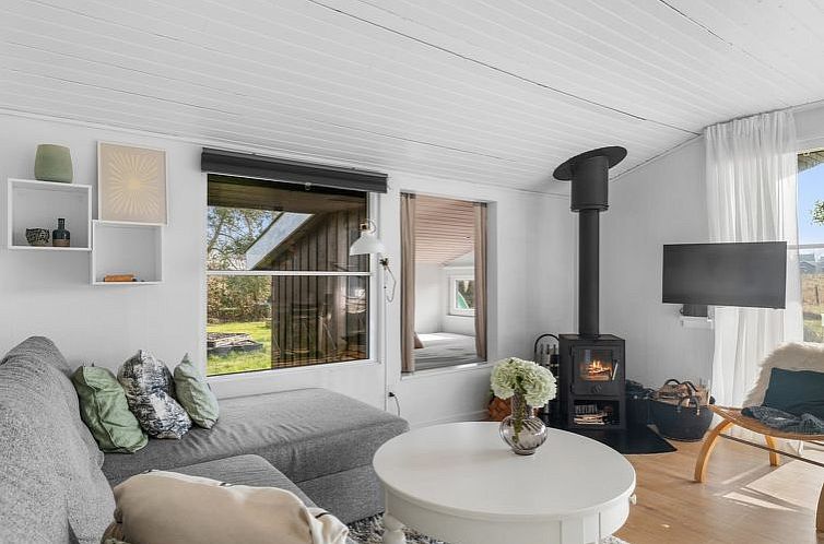 Vakantiehuis "Justina" - 200m from the sea