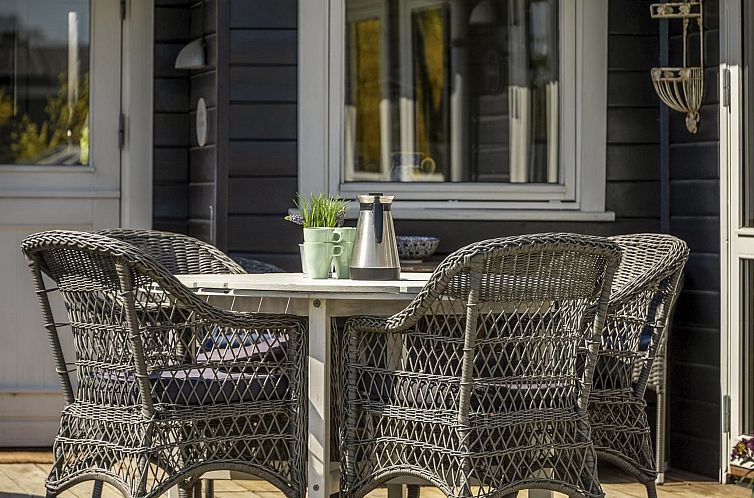 Vakantiehuis "Ylvie" - 150m from the sea