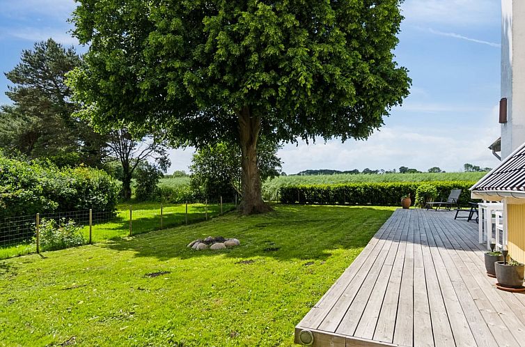 Vakantiehuis "Jelko" - 375m from the sea