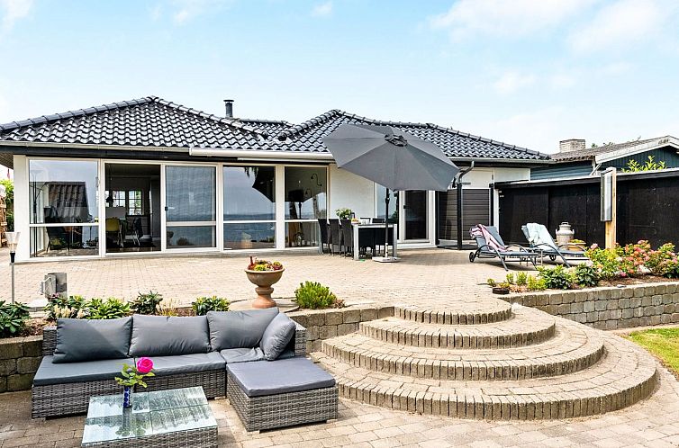 Vakantiehuis "Erok" - 100m from the sea