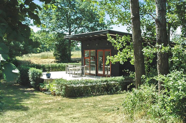 Vakantiehuis "Pirjo" - 50m from the sea