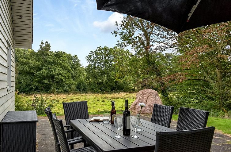 Vakantiehuis "Bjerund" - 250m from the sea