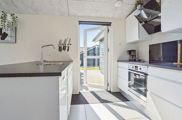 Vakantiehuis "Tenaya" - 200m from the sea