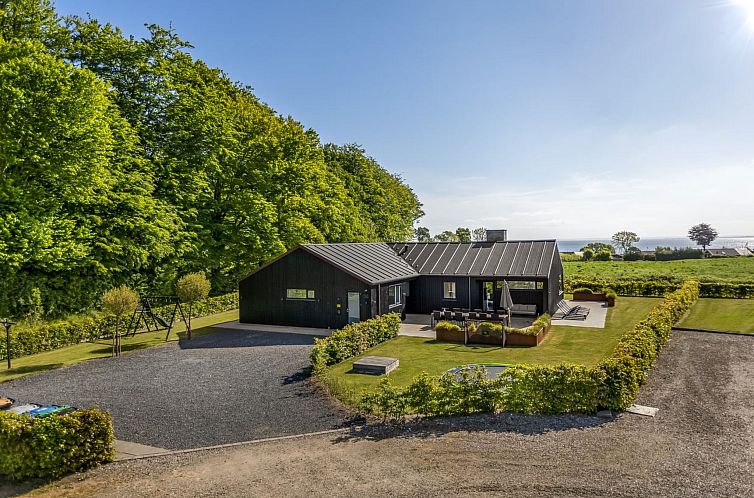 Vakantiehuis "Goesta" - 250m from the sea