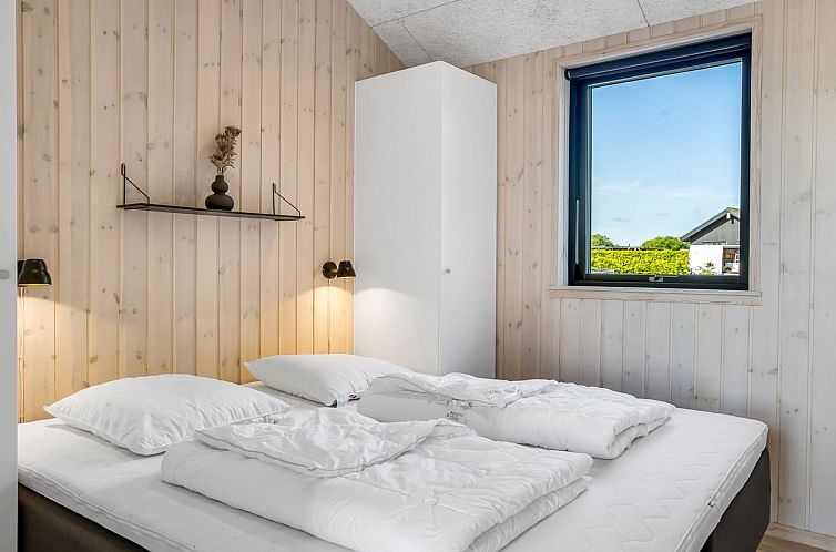 Vakantiehuis "Goesta" - 250m from the sea