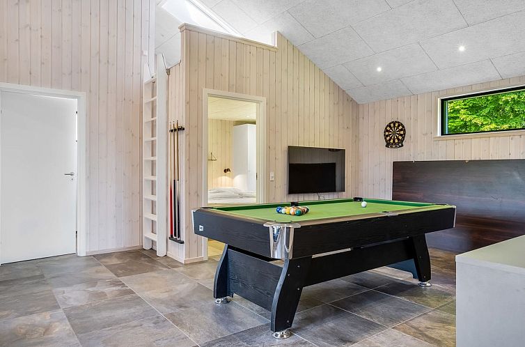 Vakantiehuis "Goesta" - 250m from the sea