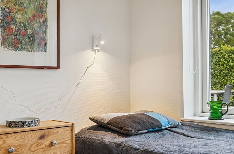 Vakantiehuis "Yngvy" - 500m from the sea