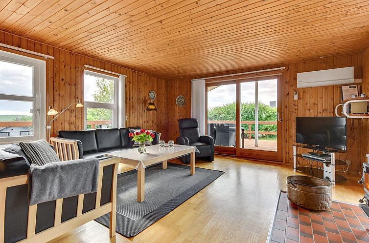 Vakantiehuis "Ellyn" - 500m from the sea