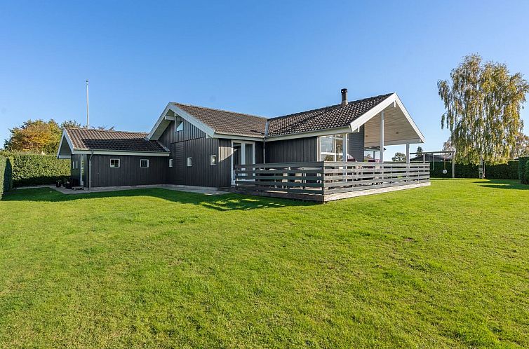 Vakantiehuis "Sylvana" - 400m from the sea