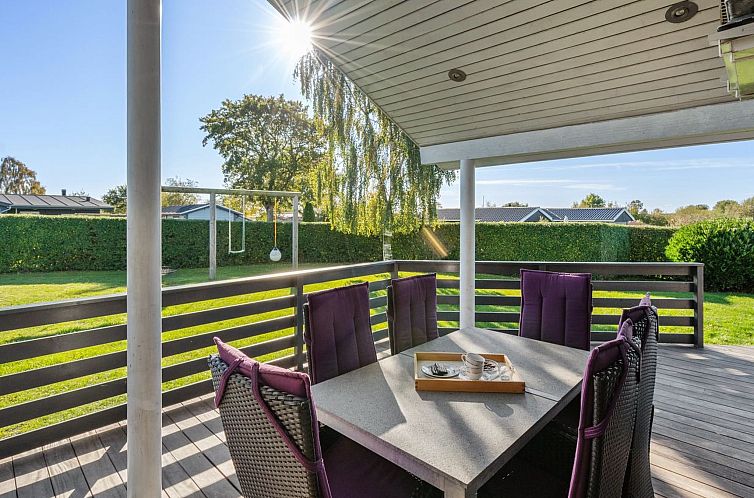 Vakantiehuis "Sylvana" - 400m from the sea