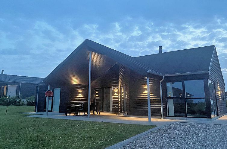 Vakantiehuis "Thorfin" - 200m from the sea