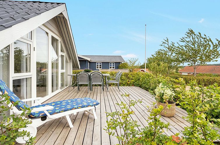 Vakantiehuis "Josef" - 500m from the sea