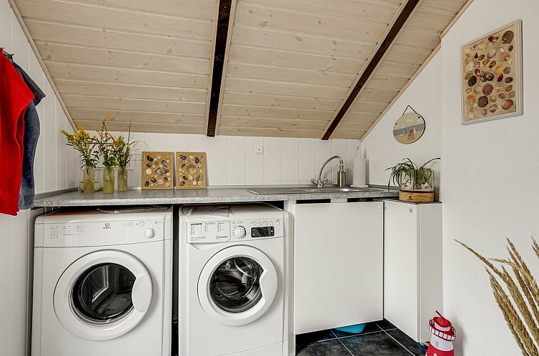 Vakantiehuis "Josef" - 500m from the sea