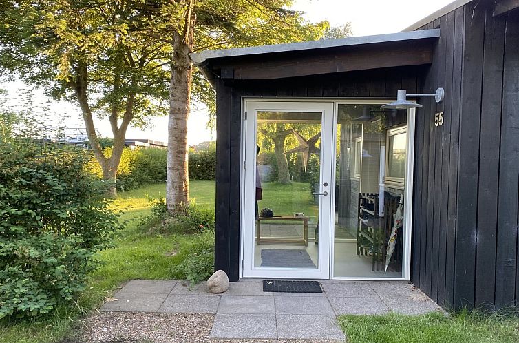 Vakantiehuis "Erkki" - 500m from the sea