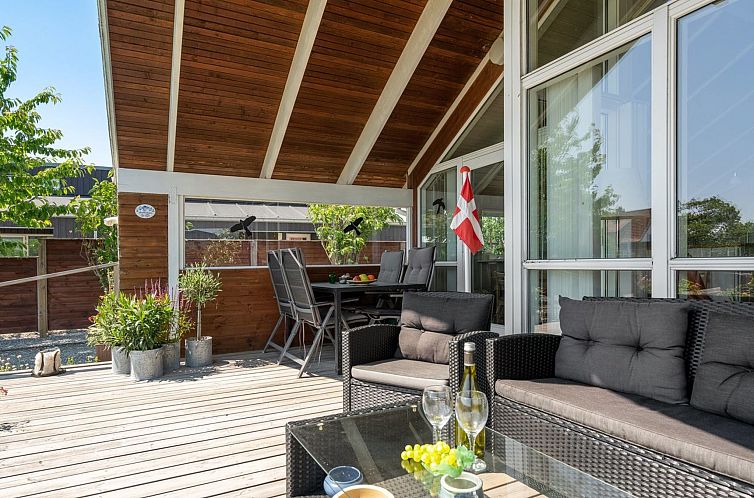 Vakantiehuis "Elvina" - 200m from the sea