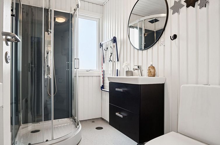 Vakantiehuis "Elvina" - 200m from the sea