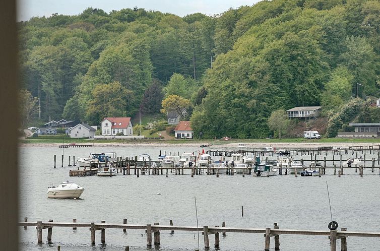 Vakantiehuis "Darja" - 300m from the sea