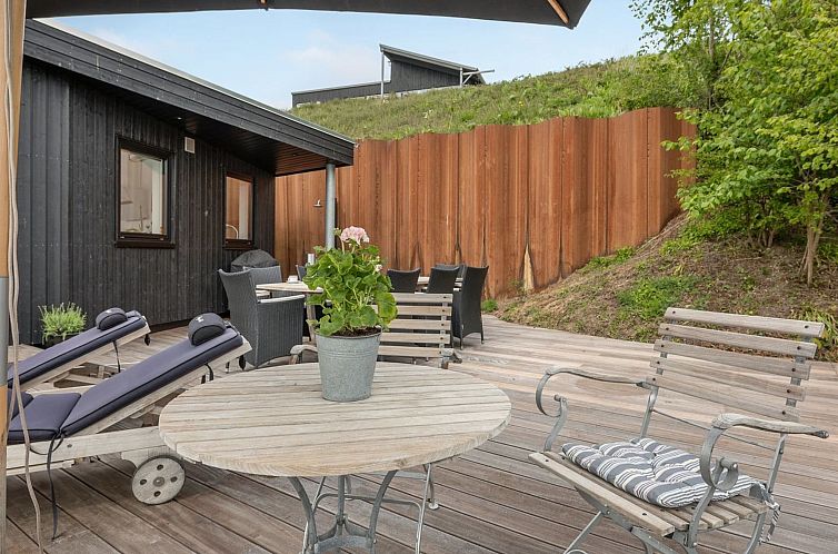 Vakantiehuis "Florinda" - 10m from the sea