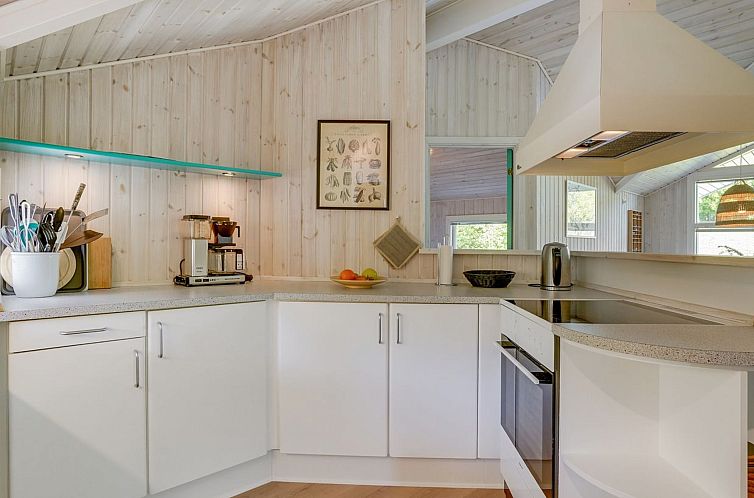 Vakantiehuis "Eriksine" - 150m from the sea