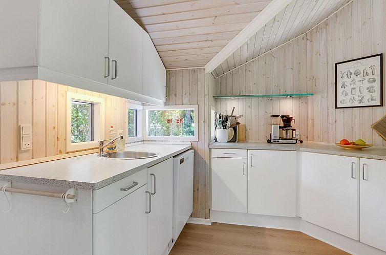 Vakantiehuis "Eriksine" - 150m from the sea