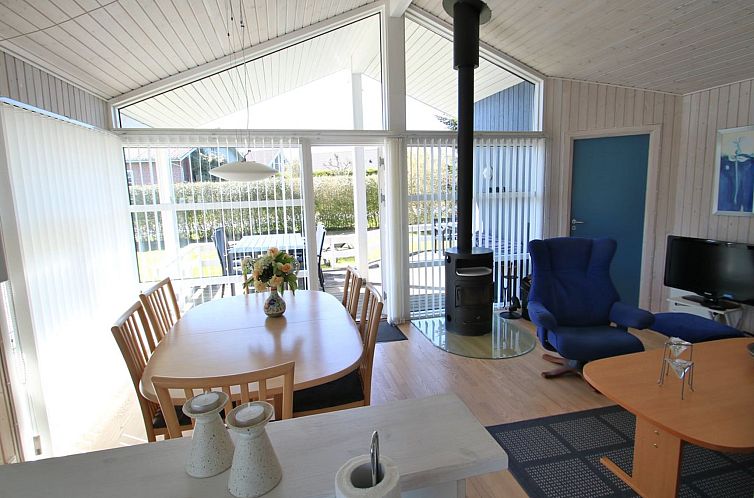 Vakantiehuis "Aaran" - 300m from the sea