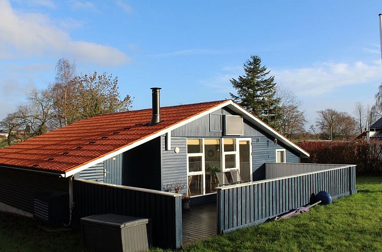 Vakantiehuis "Susette" - 400m from the sea