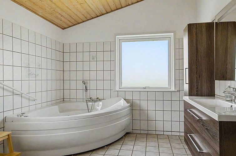 Vakantiehuis "Aderice" - 80m from the sea