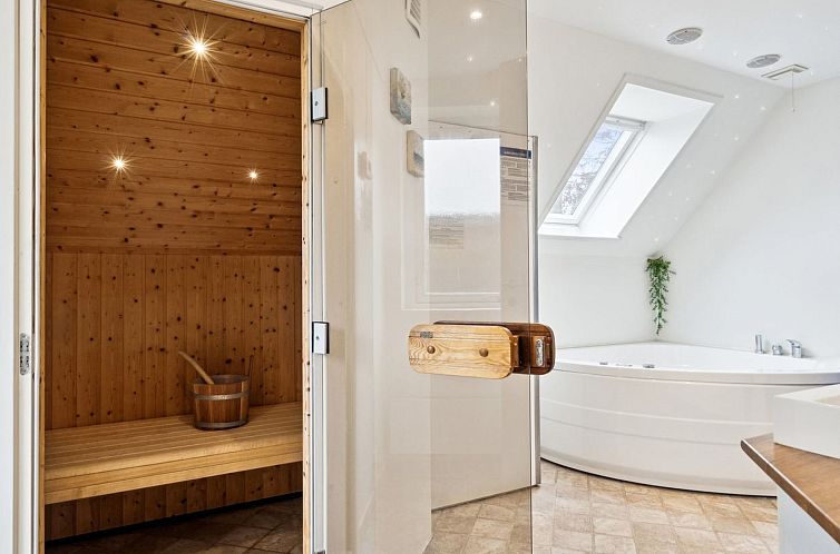 Vakantiehuis "Snezana" - 150m from the sea