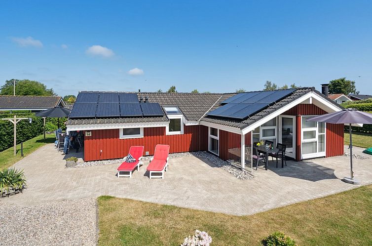 Vakantiehuis "Inge" - 300m from the sea