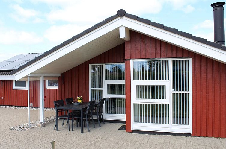 Vakantiehuis "Inge" - 300m from the sea