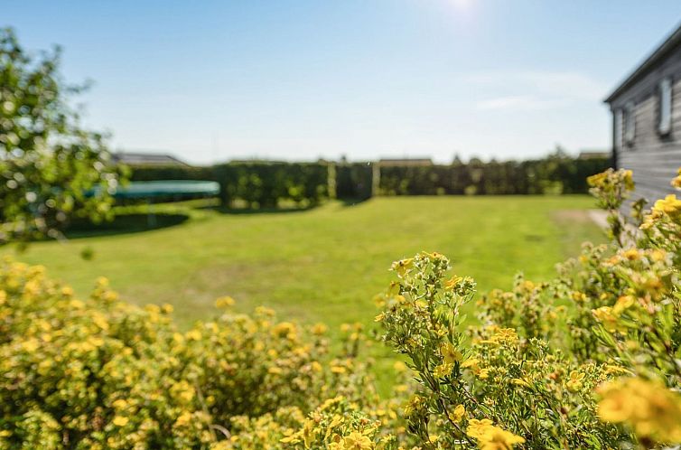 Vakantiehuis "Inge" - 300m from the sea