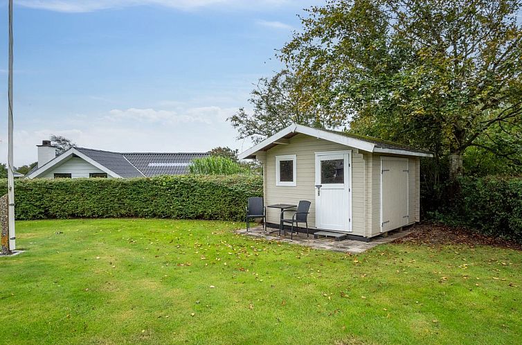 Vakantiehuis "Haralda" - 300m from the sea