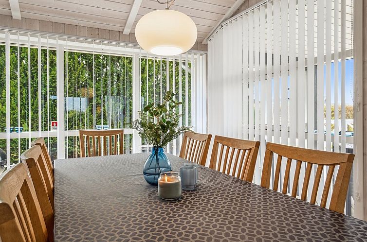 Vakantiehuis "Haralda" - 300m from the sea