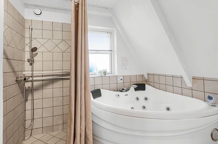 Vakantiehuis "Murtuz" - 50m from the sea