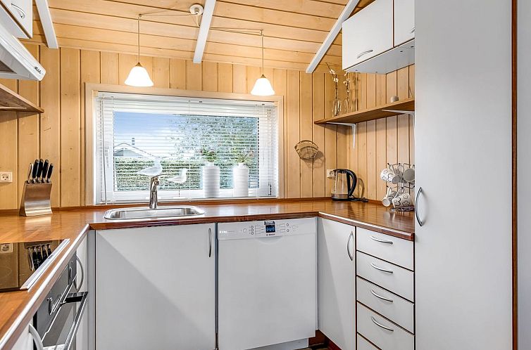 Vakantiehuis "Trifun" - 300m from the sea